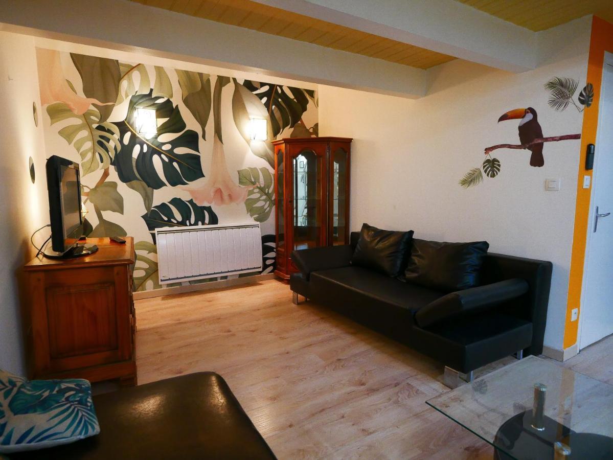 Gîte d'Isa- gitesdesbalcons-com Loyettes Exterior foto